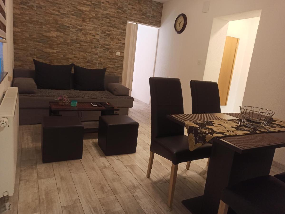Studio Apartments Una コレニツァ エクステリア 写真